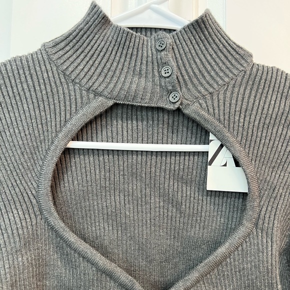 ZARA Cut Out Knit Sweater - Picture 3 of 6
